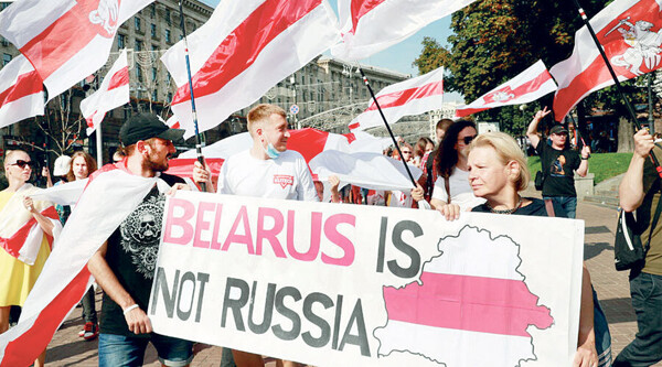 Политические беспорядки в Беларуси взаимодействуют с развивающимися геополитическими событиями